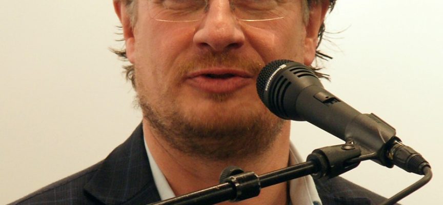 Henrik Dahl tilgiver Claes Kastholms lettere sarkastiske tone