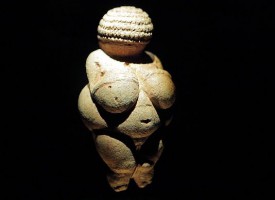 Skønhedsidealer piner Cro-Magnonkvinder (fra arkivet, år 25.000 f.v.t.)