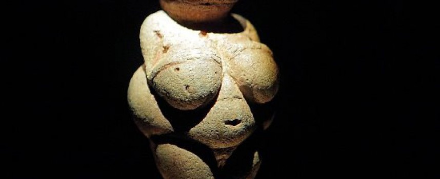 Skønhedsidealer piner Cro-Magnonkvinder (fra arkivet, år 25.000 f.v.t.)