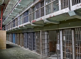 Feminine fængsler skal sikre ligestilling blandt kriminelle