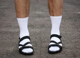 Rokoko Classic: Folketinget vedtager forbud mod sokker i sandaler