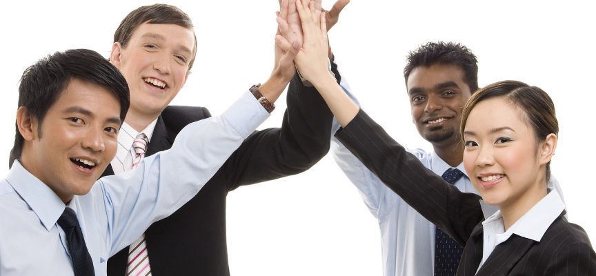 Alternativet: Nye statsborgere skal hilse med high-five