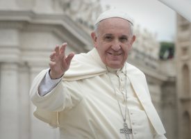 Afsløring: Pave brugte 799 millioner på kontorindretning