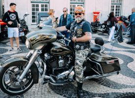 Harley-Davidson-biker krænket: Folk stirrer og stiller spørgsmål