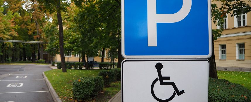 Mand finder kæreste med handicap for at kunne parkere i København